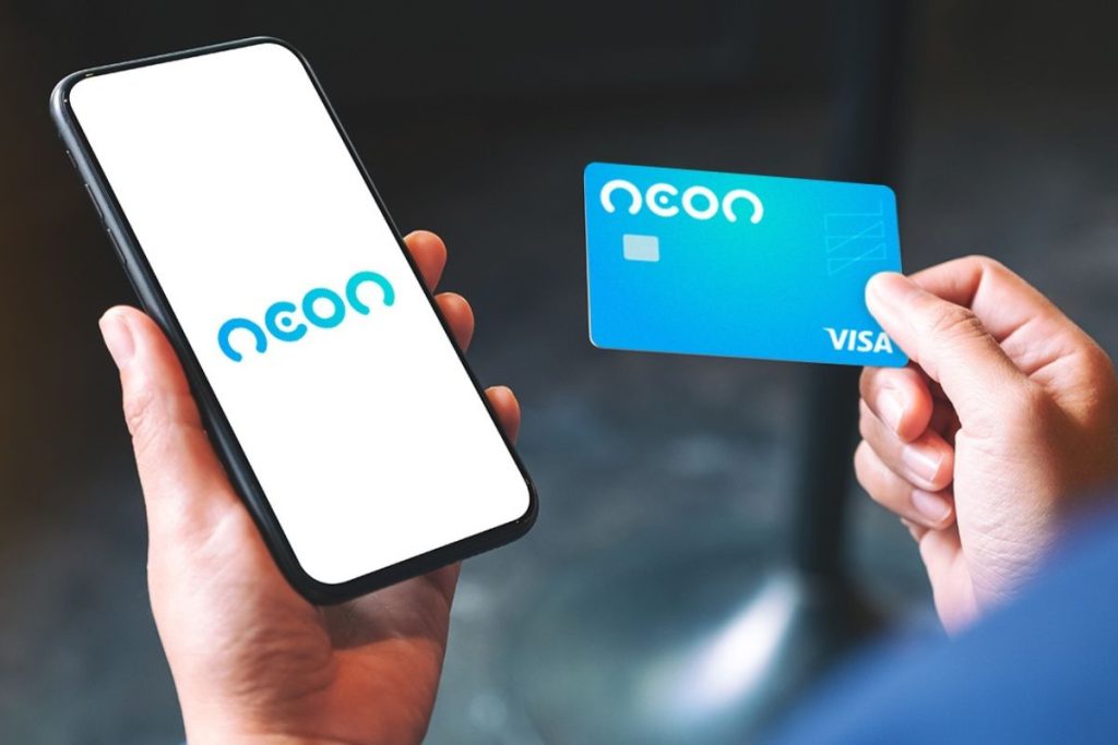 Como funciona o cartão de crédito Neon?